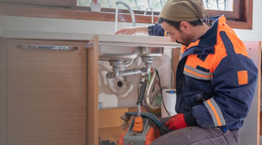 Expert burst pipe repair services in Seagoville, TX
